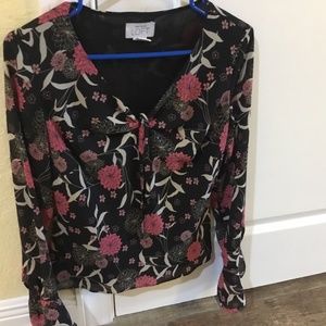 Ann Taylor Loft Women Small Black Floral Blouse 100% Polyester
